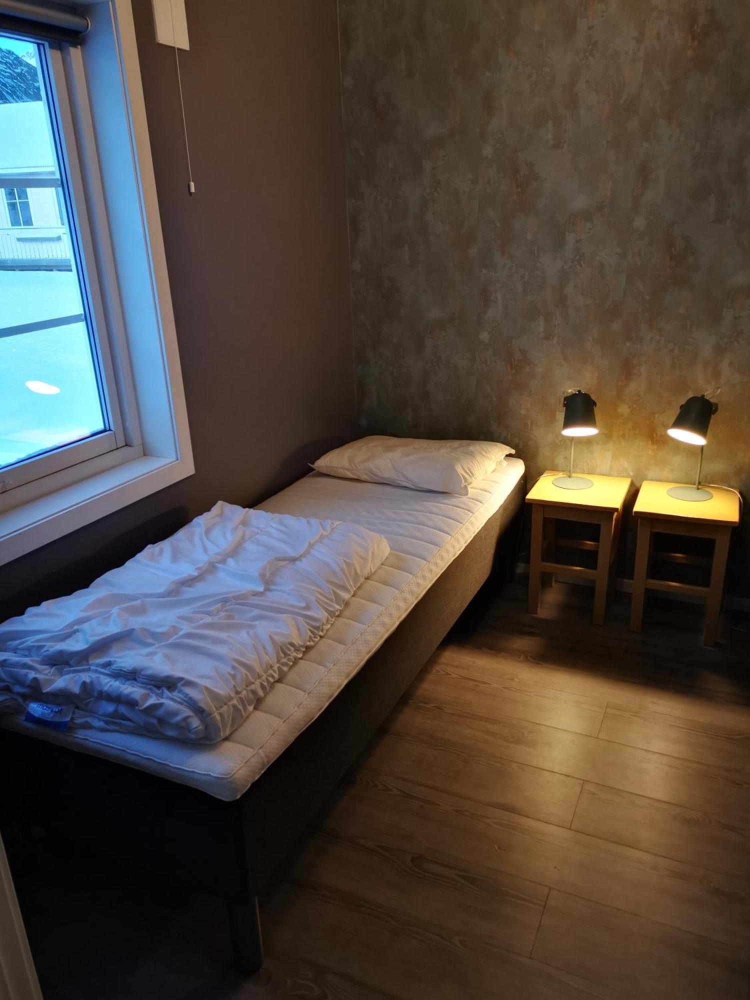 Kaikanten Rorbuer Sennesvik Room photo